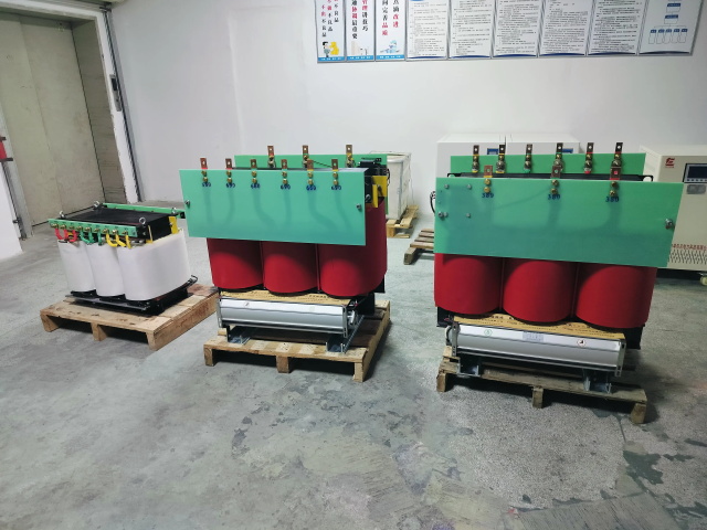 鹤峰KS11-1000KVA矿用变压器